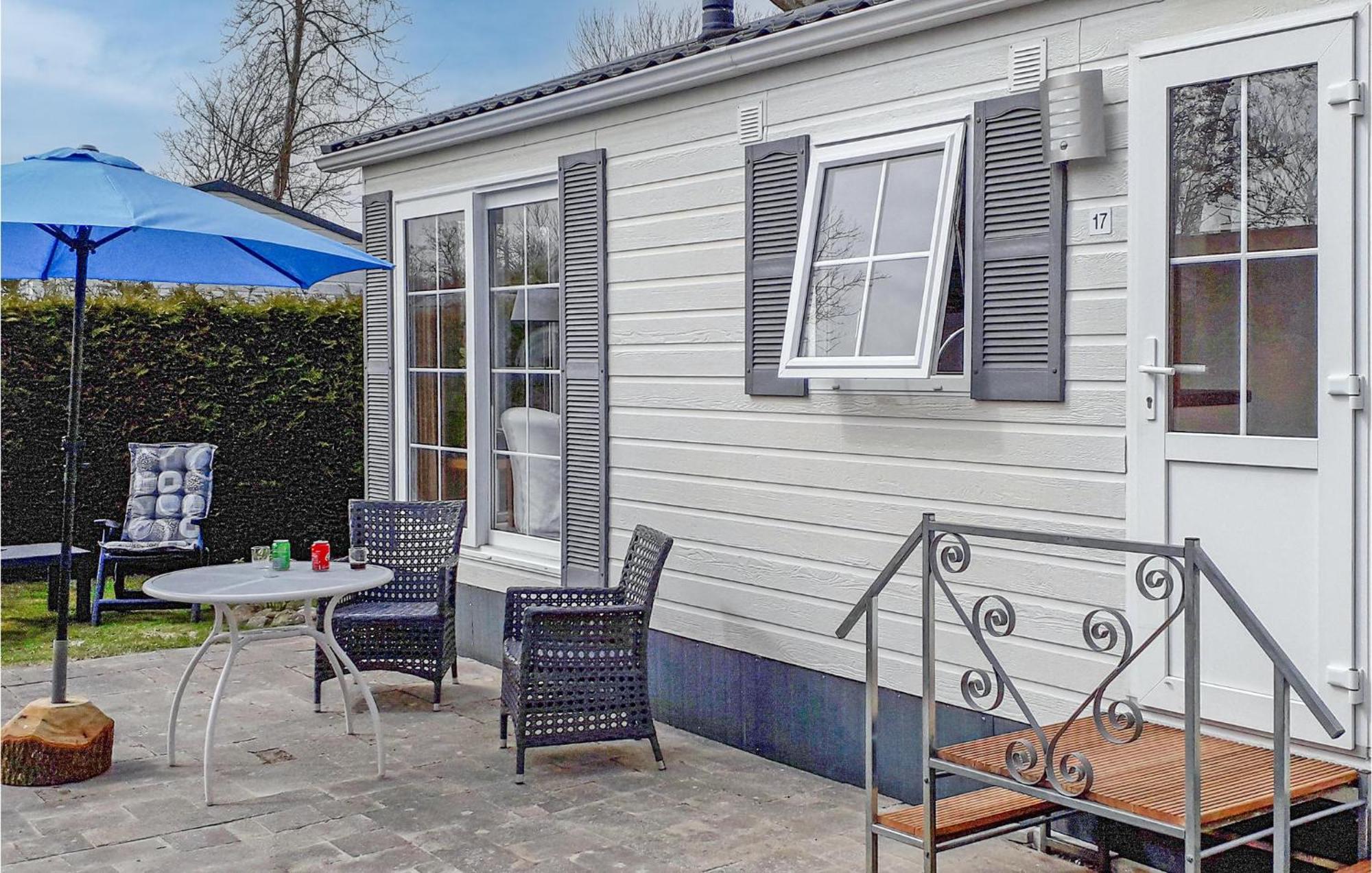 Lovely Home In Tzummarum With Wifi Luaran gambar